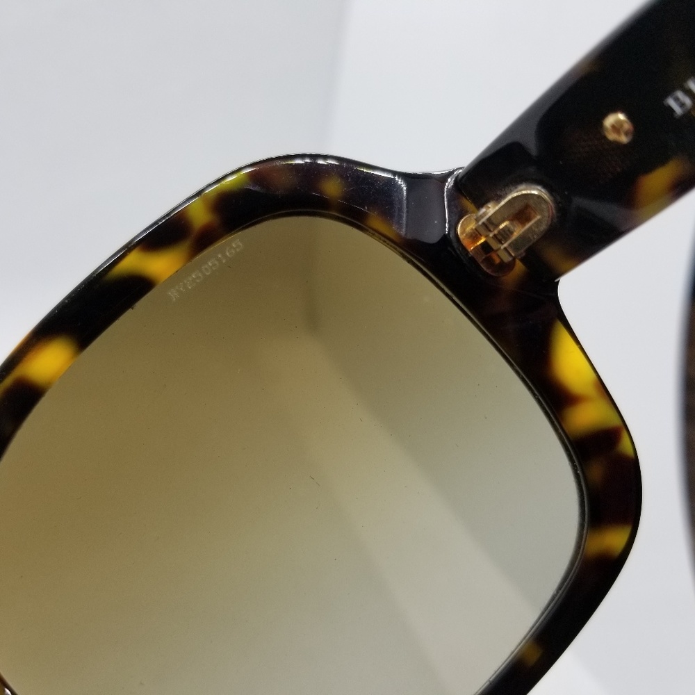 Burberry Women's B 4058 Sunglasses(SOLD) - Picture 5 of 8